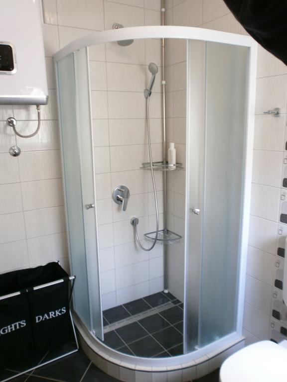 Apartments Bora Ližnjan Kamer foto