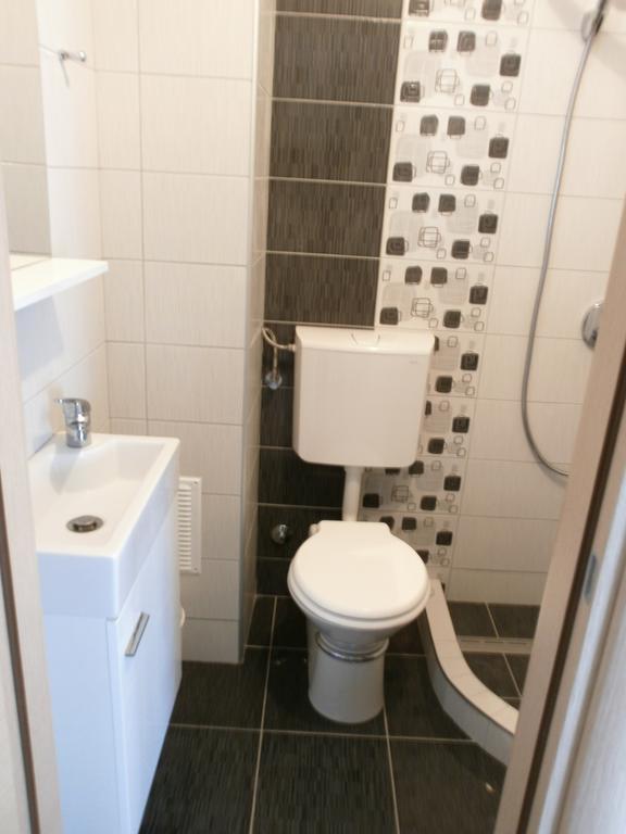 Apartments Bora Ližnjan Kamer foto